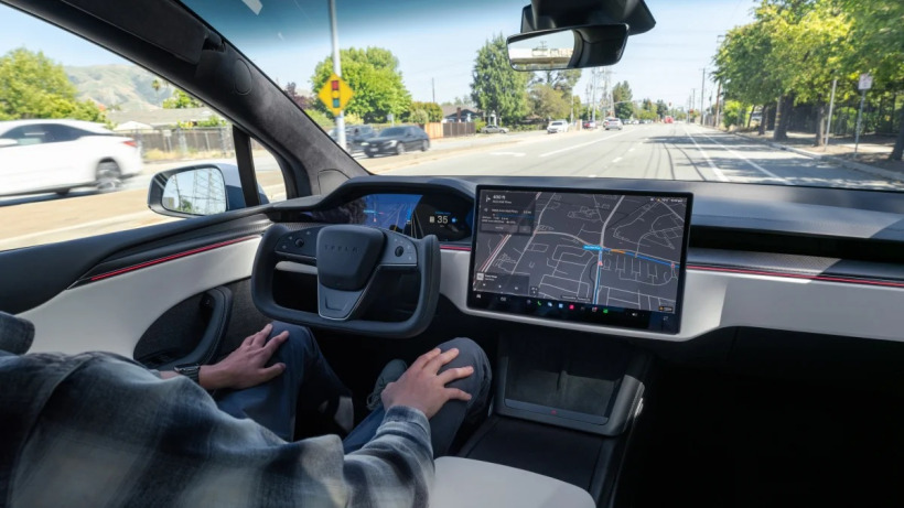 特斯拉向北美 HW3 版 Model S/X 推送 FSD v14.2 Lite